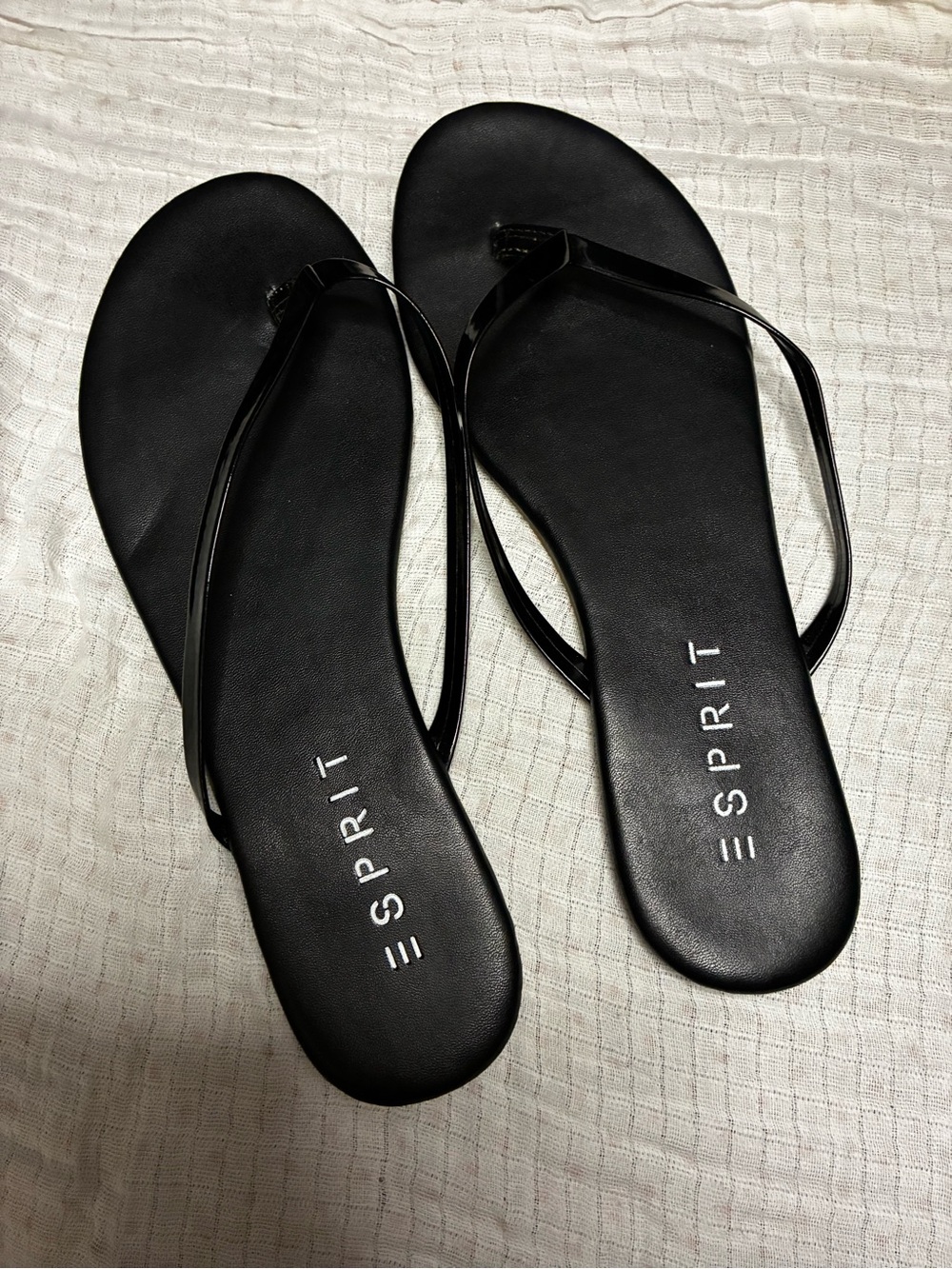 Esprit Women's Black Slim Gloss-Strap Sandals